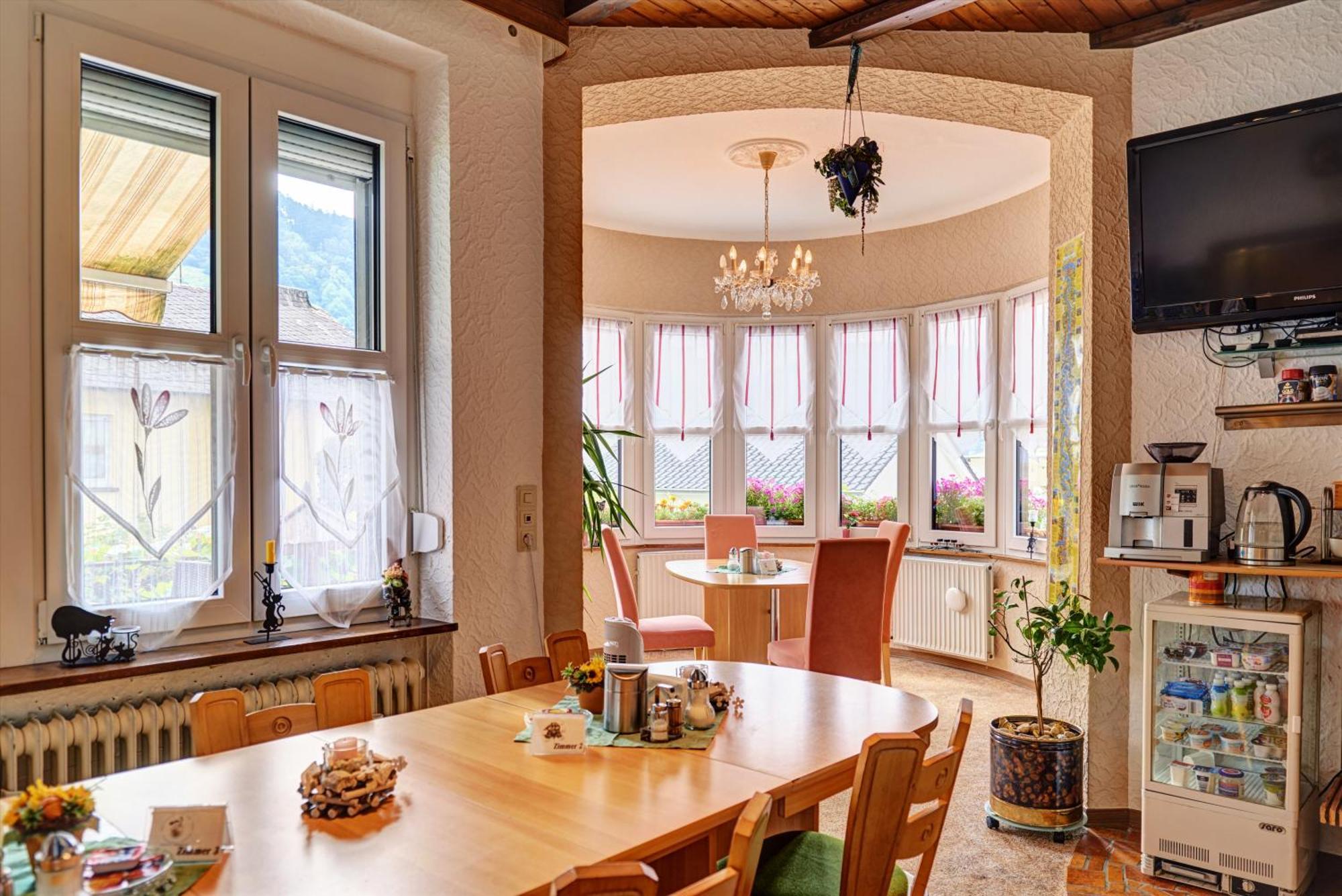 B&B Pension Winzerhaus Zell-Mosel Екстериор снимка